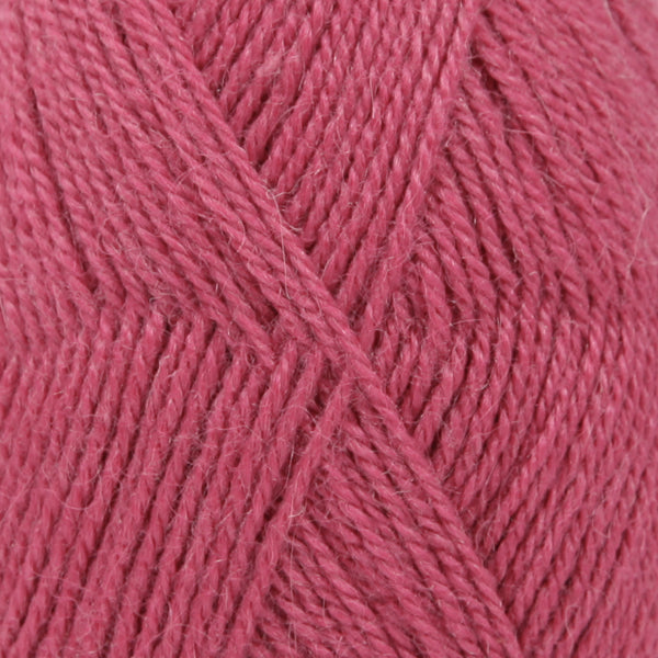 Drops Alpaca Unicolor dark pink uni colour 3770