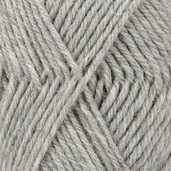 Drops Karsima mix light grey mix 44