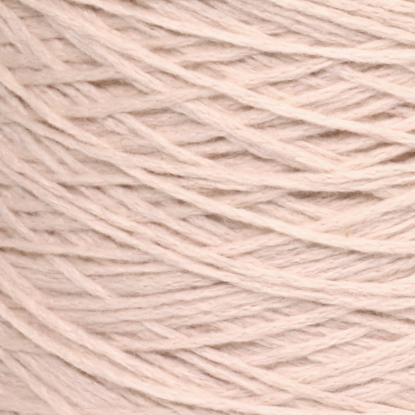Medea merino cabel twist yarn c.2 powder pink